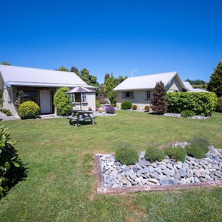 Blue Thistle Cottages Te Anau Buitenkant foto