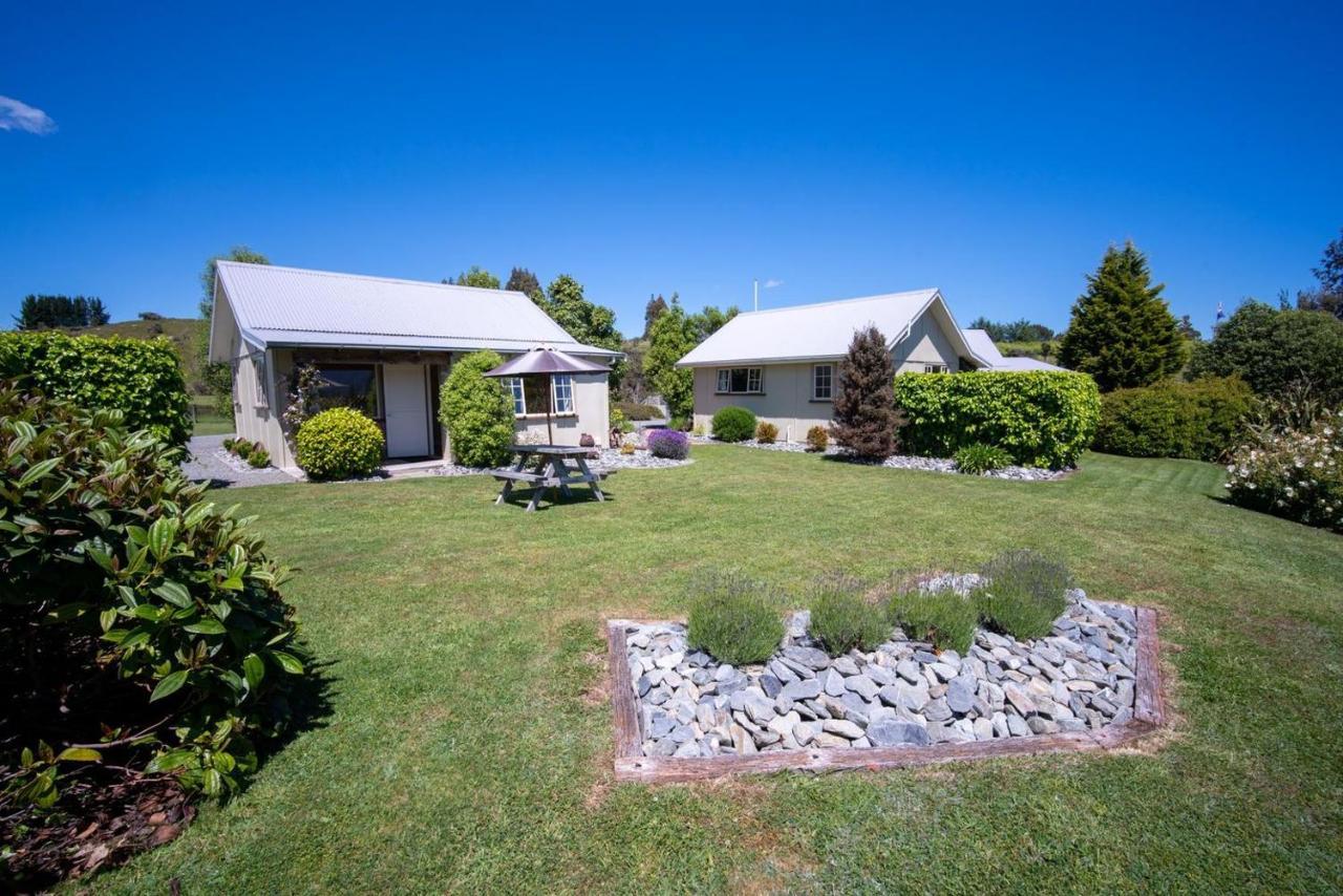 Blue Thistle Cottages Te Anau Buitenkant foto