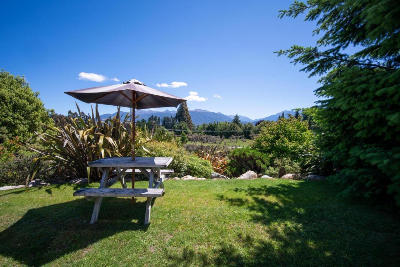 Blue Thistle Cottages Te Anau Buitenkant foto